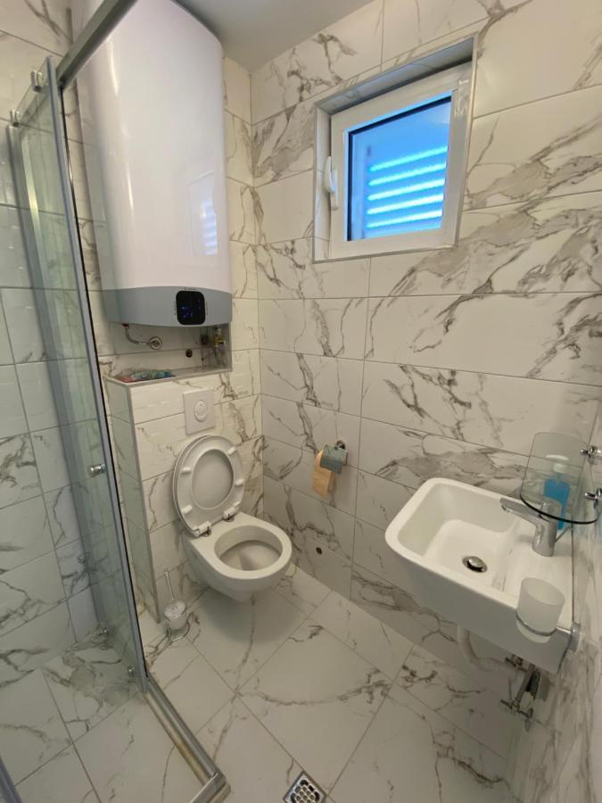 Villa Lime Petrovac Bagian luar foto